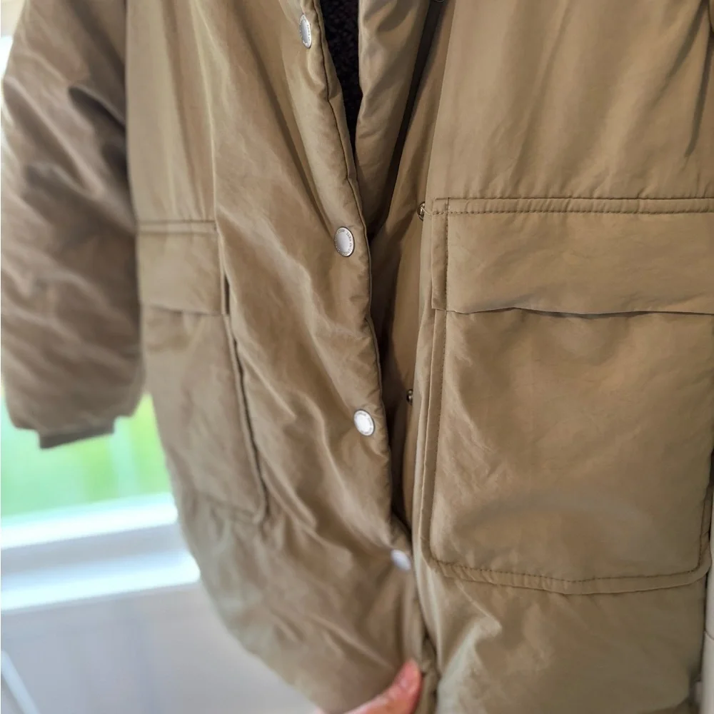 Zara stylish khaki